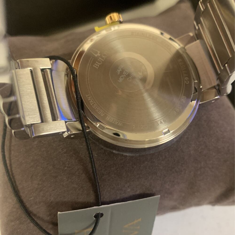 Men's Bulova Futuro Modern Classic Two-Tone Watch with Blue Dial - Model… - Picture 4 of 9